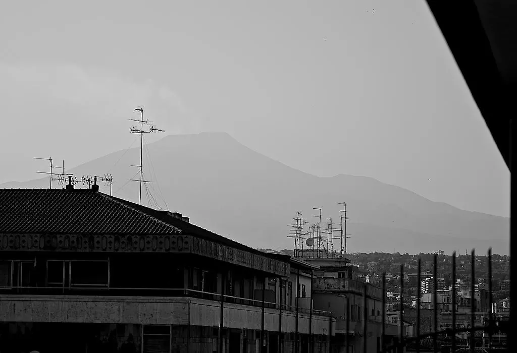 The Ugly View Apartment Catania 0*,  Italien