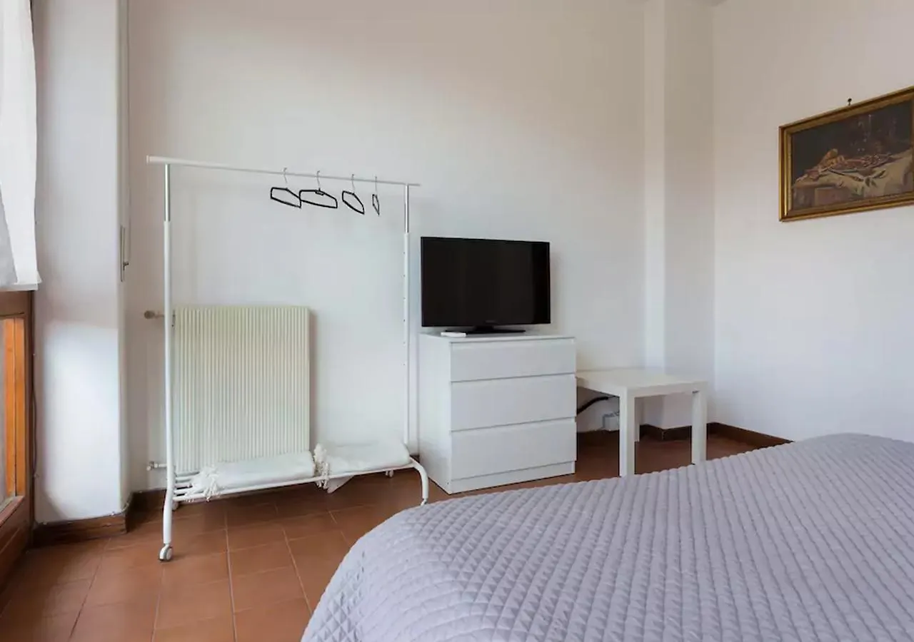 The Ugly View Apartment Catania